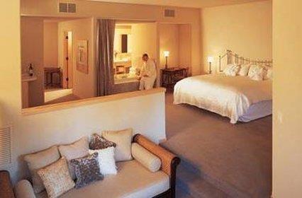 Sundara Inn And Spa Lake Delton Habitación foto